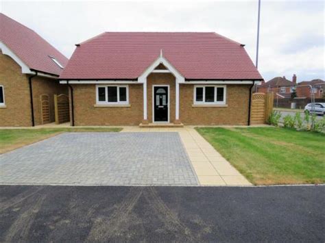 2 Bedroom Bungalow For Sale In Dynasty Drive Princes Way Bletchley