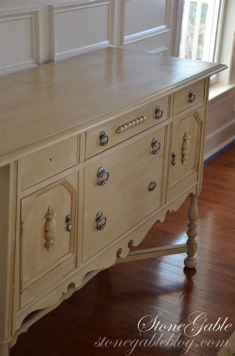 As mentioned before, the term whitewash is used for a variety of finishing techniques, including using a mixture made from hydrated masonry lime and crushed rock salt. CREATING A COLOR WASH EFFECT - StoneGable