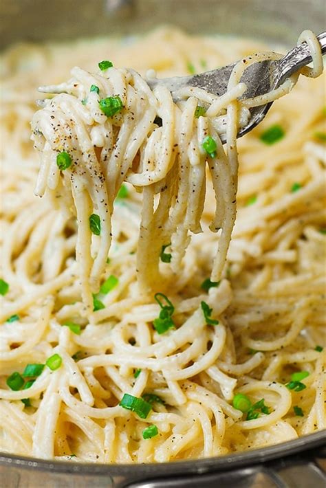 Creamy Four Cheese Garlic Spaghetti Sauce Recipe Chefthisup