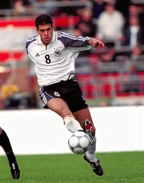Michael ballack played for fc bayern from 2002 to 2006. Michael ballack - 2010: el entonces líder del... | MARCA.com