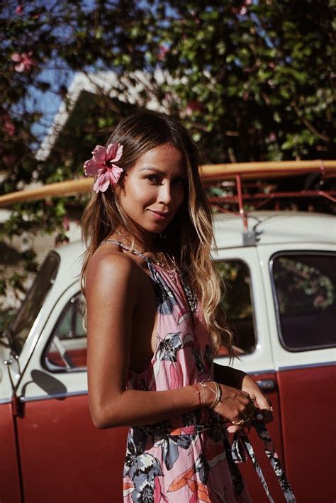Island Life Sure Looks Good On You X Sincerely Jules In Oahu Billabong Us In The Aloha Babe