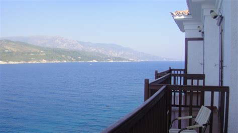 Η σάμος κήρυξε την επανάσταση το βράδυ της 17 (κυριακή του θωμά) προς 18 απριλίου 1821 με τον οπλαρχηγό κωνσταντή λαχανά. Ταξιδεύοντας στα σύννεφα..: ΣΑΜΟΣ-ΠΟΥ ΝΑ ΜΕΙΝΩ