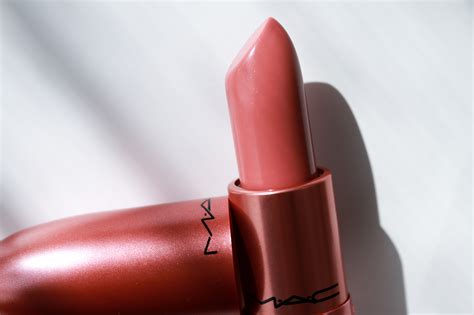 Lippenstift Mac Nicki S Nude Innenaussen