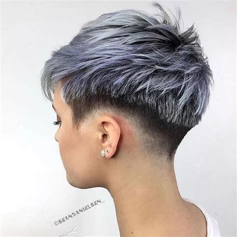 Past hair experiences could have damaged your hair. 10 Choppy Haircuts for Short Hair in Crazy Colors 2021