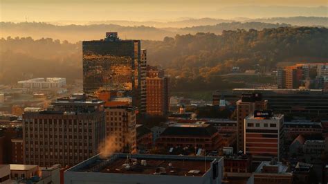 Downtown Knoxville – Always the Best Show in Town - YouTube