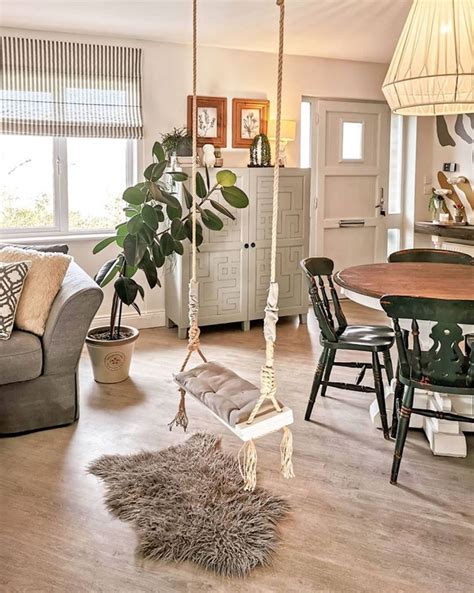 With ireland's premium quality paints. Colour: Alabaster White in 2020 | Paint color chart ...