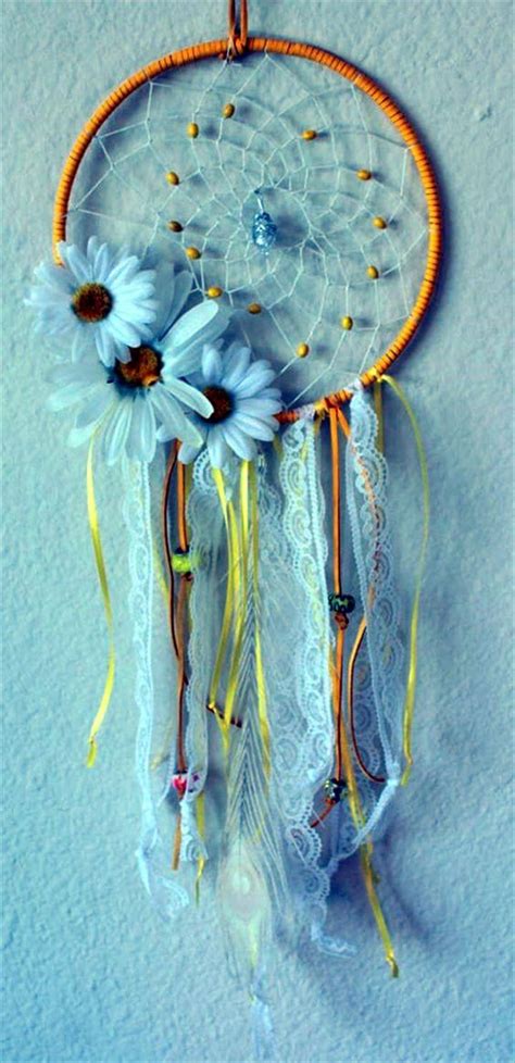 See more ideas about dream catcher bracelet, dream catcher, dream catchers for sale. 36 DIY Dream Catcher To Beautify Your Space - DIY and Crafts