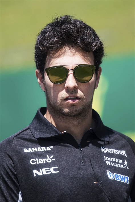 Graaaan victoria de checo perez en el gp de baku mercedes un desastre total resumen gp baku. Sin el incidente de Baku iría más arriba en el Mundial ...