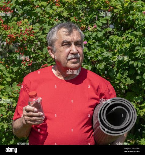 Mature 70 year old male hi-res stock photography and images - Alamy