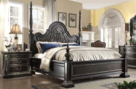 The enticing craftsmanship of a gothic bedroom set makes each piece of furniture stand as a unique piece of art. McFerran B5189 Ebony Gothic Queen Poster Bedroom Set 5Pcs ...