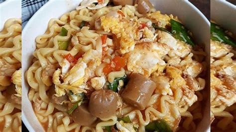 Selamat mencoba dan berkreasi sendiri dengan cara membuat seblak kerupuk mie. Cara Membuat Seblak Mie Goreng / Cara Mudah Untuk Membuat ...