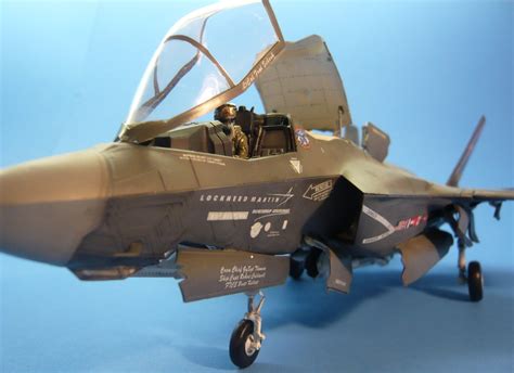 Hobby On Plastic Models Blog Kitty Hawk Models 148 F 35b Lightning Ii