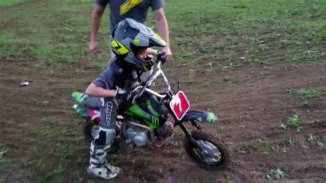 Little Kids Riding Dirt Bike Youtube