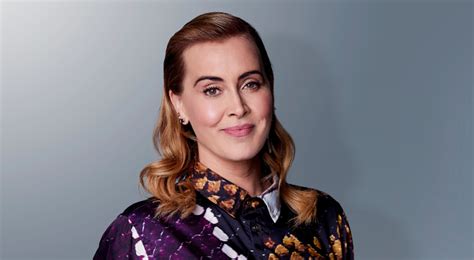 After her breakthrough in 1997 with the single nobody's wife, she had numerous hit singles in the dutch and belgian charts. Anouk gestrand in Marrakech: 'Ik ben de enige die over is ...