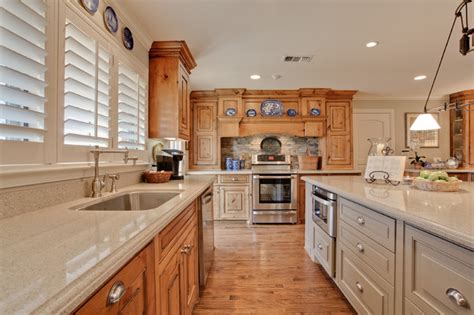 See more ideas about french country colors, french country color palette, french country interiors. Remington Drive - Traditional - Kitchen - Dallas - by Jodell Clarke Designs