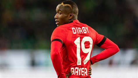 Find the perfect moussa diaby stock photos and editorial news pictures from getty images. Focus sur Moussa Diaby, excellent au Bayer Leverkusen ...