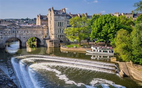 Bath nightlife