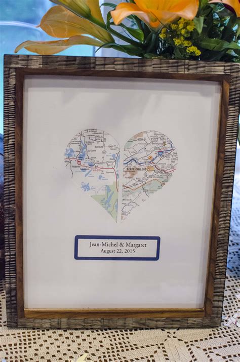 Map "heart" for a bridal shower or wedding gift Map Art Gift, Map Gifts