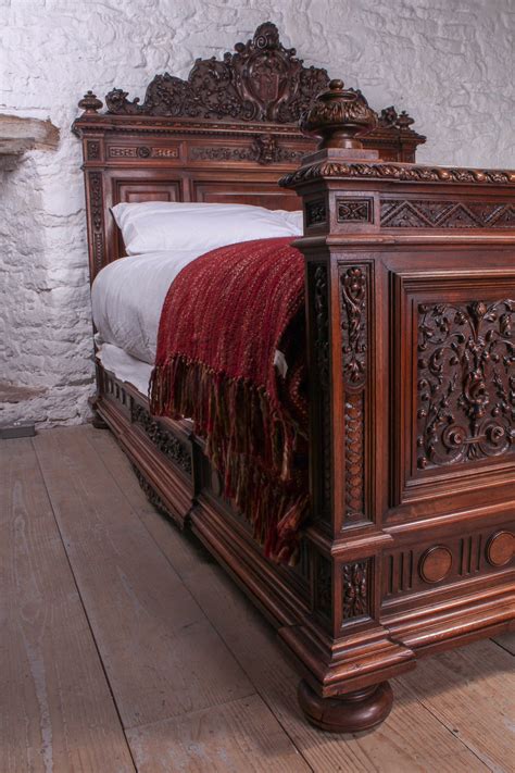 Beautiful Carved Walnut Neo Renaissance King Size Bed 566384