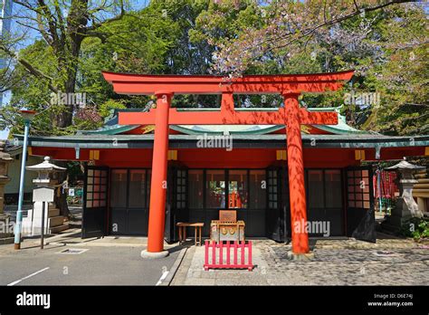 Hie Jinja Shinto Shrine In Akasaka Tokyo Japan Stock Photo Alamy