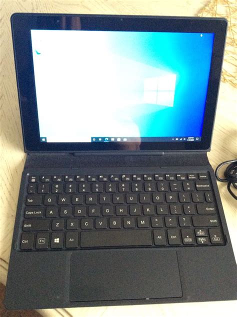 Onn 101 2 In 1 Windows 10 Tablet With Keyboard 62gb 4gn Ram Intel