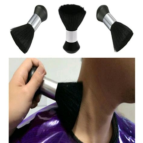 Memotong rambut di hari senin memiliki arti atau firasat yang sangat baik. kuas pembersih muka leher badan wajah kepala sisa rambut ...
