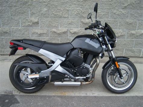 Has a continued commitment to supplying replacement parts and services at over 250 authorized buell® service locations. 2009 BUELL BLAST
