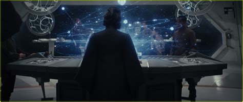 Star Wars The Last Jedi Teaser Trailer Debuts Watch Now Photo