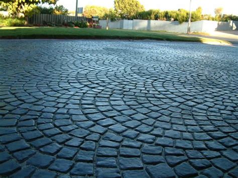 Different Types Of Driveway Surfaces Cobblestone Driveway Paver