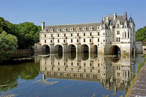 Castles Of The Loire River Valley Tour Paris France Gray Line