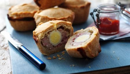 Bake the pies for 50 minutes until golden brown. BBC Food - Recipes - Small pork pies with quails' eggs