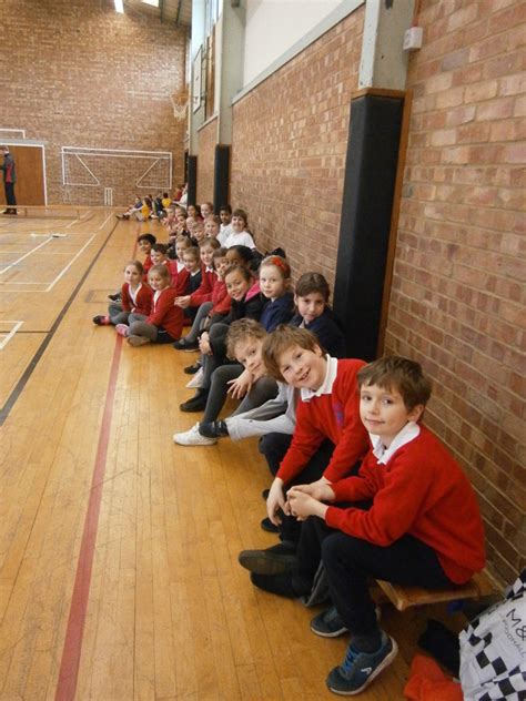 About 7% of these are badminton rackets, 1% are shuttlecock, and 1% are other badminton products. Year 4 children learn badminton skills | Trinity St Stephen Church of England (Voluntary Aided ...