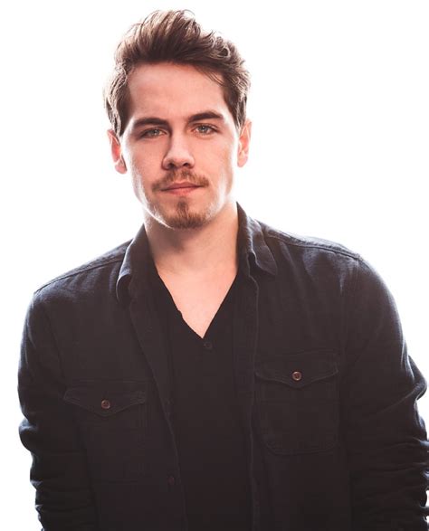 Munro Chambers Biography Age Height Personal Life Career Net Worth