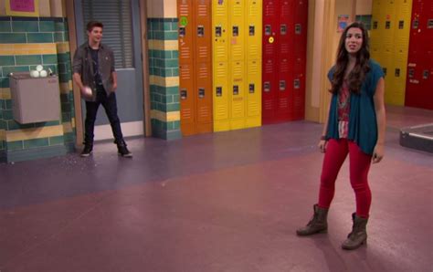 Image Max And Phoebe Snowball Fight The Thundermans Wiki