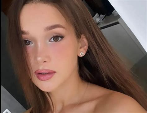 Ellie Leen Onlyfans Biography Net Worth More