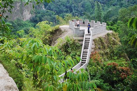 Check spelling or type a new query. Inilah The Great Wall Ala Indonesia Di Bukittinggi, Sumatera Barat