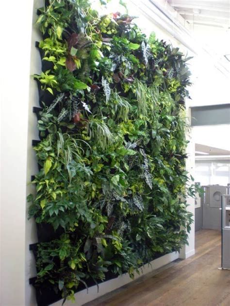 37 Living Walls And Vertical Gardens To Bring A Touch Of Spring Into