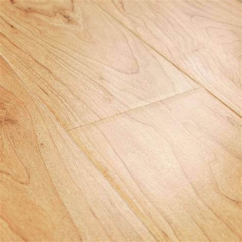 Pergo Outlast Northern Blonde Maple 12 Mm T X 52 In W Waterproof Laminate Wood Flooring 480