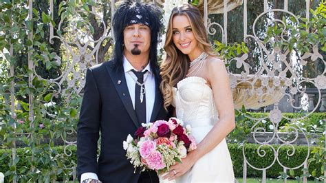 Mötley Crües Nikki Sixx Marries Courtney Bingham See The Wedding Photos