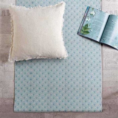 Laura ashley samuels was born on august 29, 1990 in dallas, texas, usa. Liv Interior Teppich Fan mit Kissen | Baumwollteppiche ...