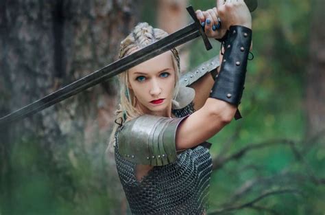 Pin By Carlos Carmona On Outfits Armor Uniforms Warrior Girl
