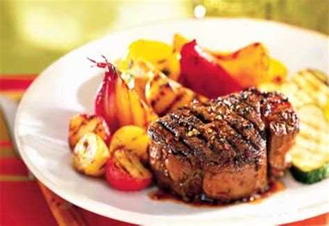 Recette de filets mignons marinés au vin rouge et au poivre