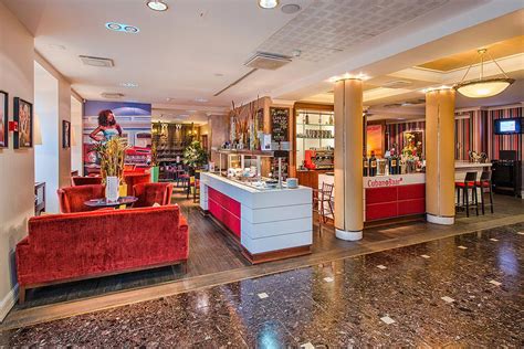 Park inn by radisson central hotel tallinn. Viro Tallinna Park Inn by Radisson Meriton Conference ...