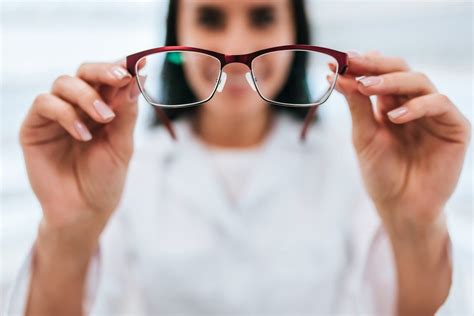 Busting Six Misconceptions About Eyeglasses Gizmosphere