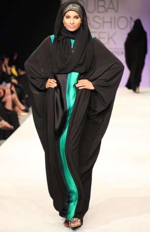 The plain black design is no longer the only option available to muslim women here. Awesome Fashion 2012: Awesome Saudi Burqa Designs 2012 ...