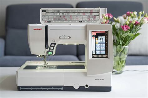 Швейно вышивальная машина Janome Memory Craft 9900 Mc 9900 продажа и