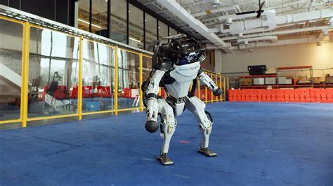 Los Robots De Boston Dynamics Se Despiden De 2020 Con Excéntrico Baile Pasionmovil