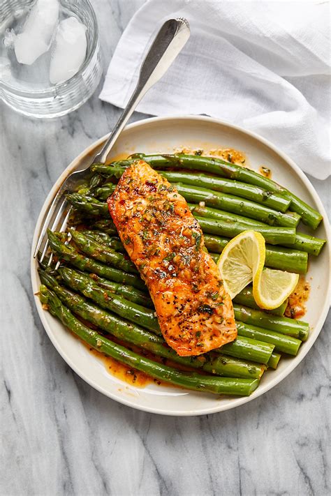 Since you'll be searing the salmon with it's skin on, be sure to ask your fishmonger to scale the fish. Garlic Butter Salmon Recipe with Lemon Asparagus - Healthy ...