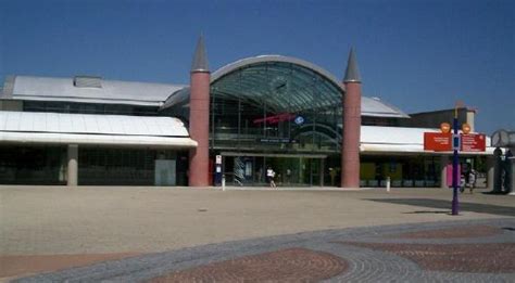 Tout a commencé avec la conception du plan rer (réseau express régional) dans les années soixante, qui inaugurait le verdict baby à destination de la defense rer a (en provenance de marne la vallee rer) bety à destination de la defense rer a (en provenance de boissy. Gare RER Marne-la-Vallée - Chessy - Disneyland | RER A