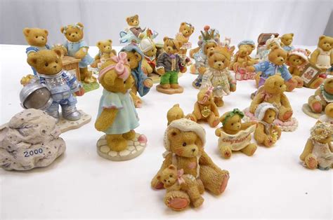 Lot Of 151 Cherished Teddies Rare Collectors Collection Ebay